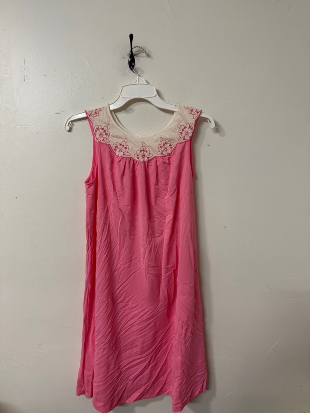 Vanity Fair Pink Sleepslip with Cream Floral Lace Yoke vintage